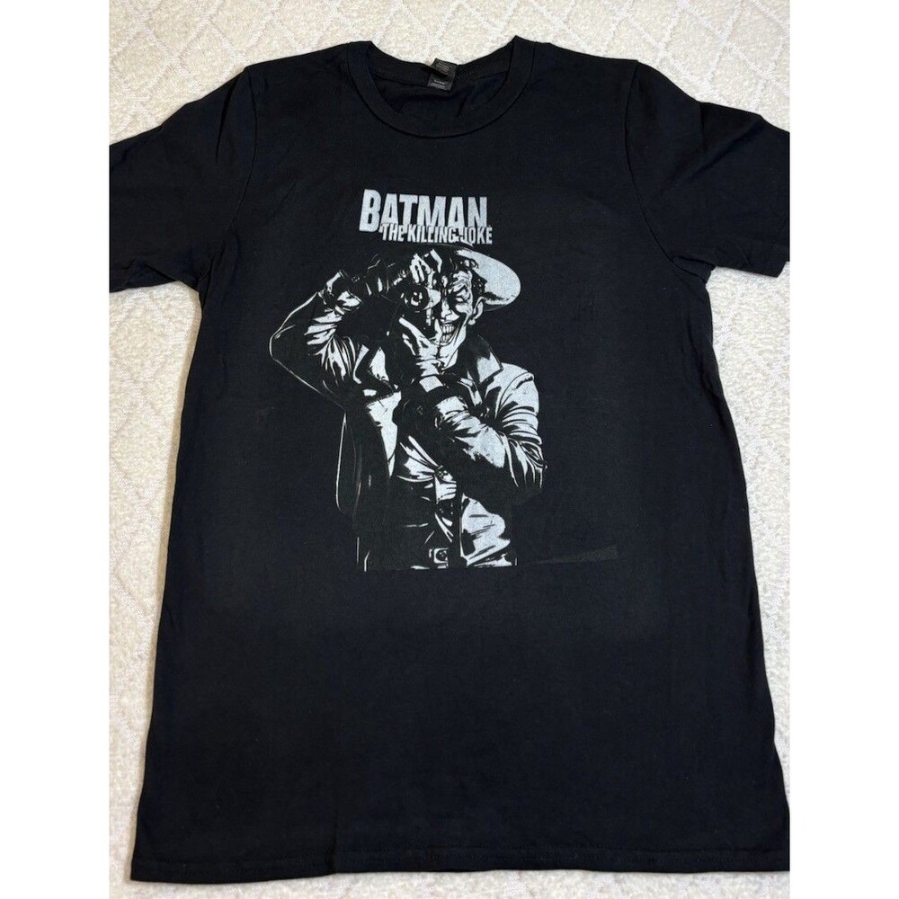 Batman Joker Villain The  Killing Joke Graphic Black Shirt Unisex Size Small